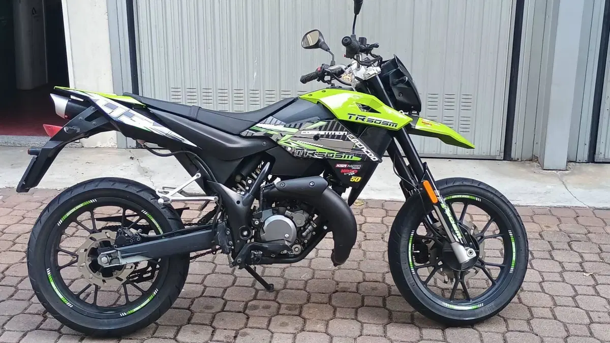 KSR Moto TR 50 SM Competition 2T (2014 - 17) (2)