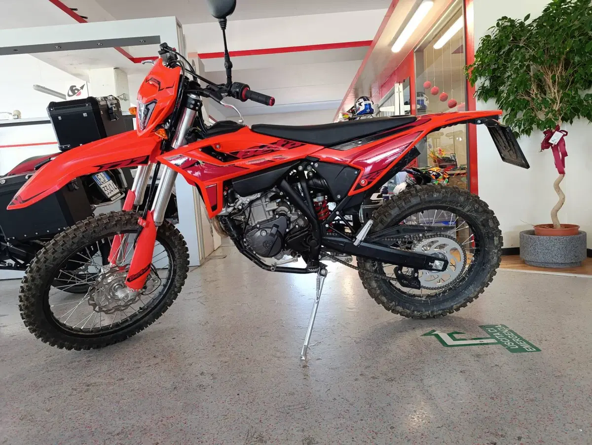 Betamotor RR 125 4T Enduro T (2025 - 26)
