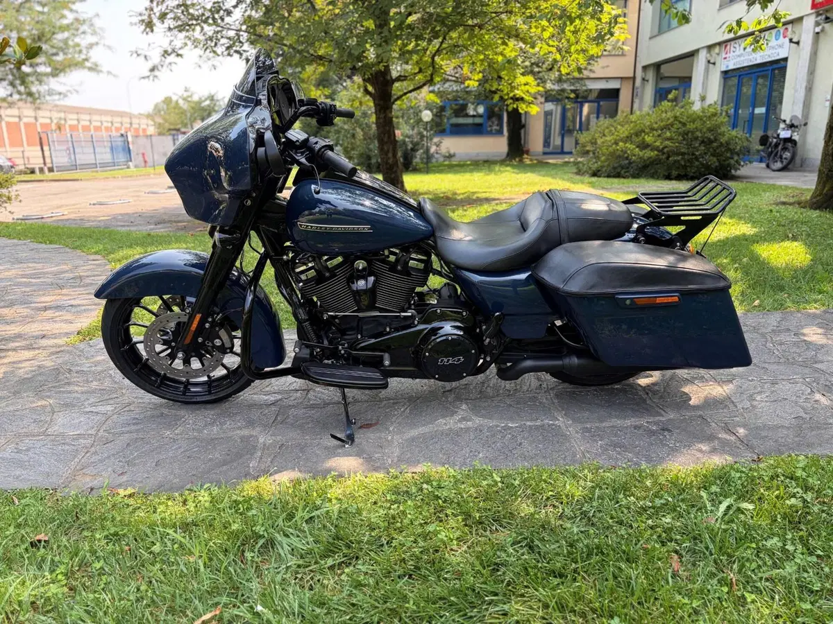 Harley-Davidson 114 Street Glide Special (2019 - 20) - FLHXS (5)