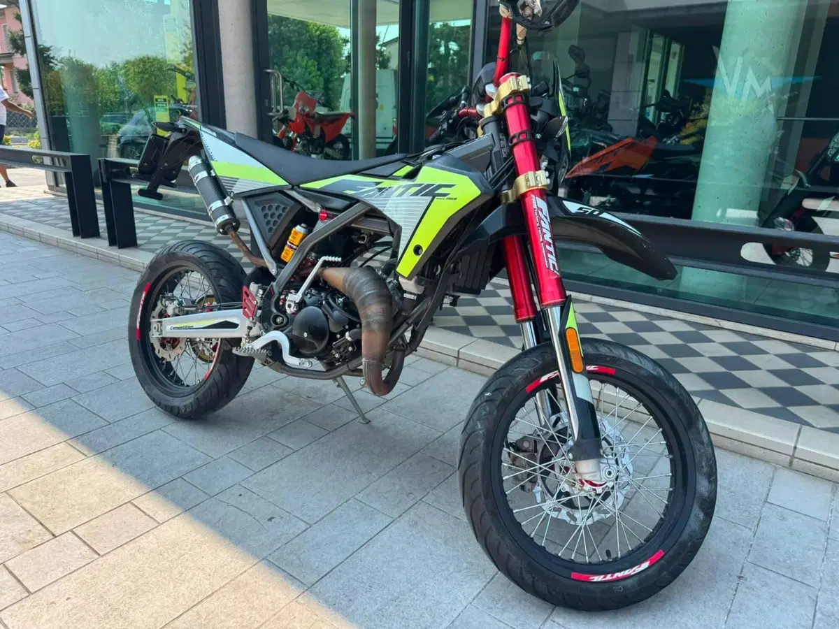 Fantic Motor Motard 50 Motard Competition 2t (2020) (2)