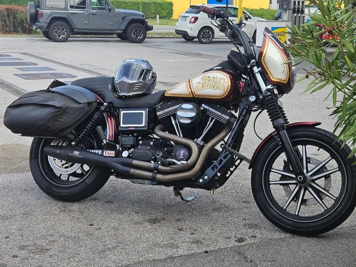 Harley-Davidson 1584 Street Bob (2008 - 15) - FXDB (3)