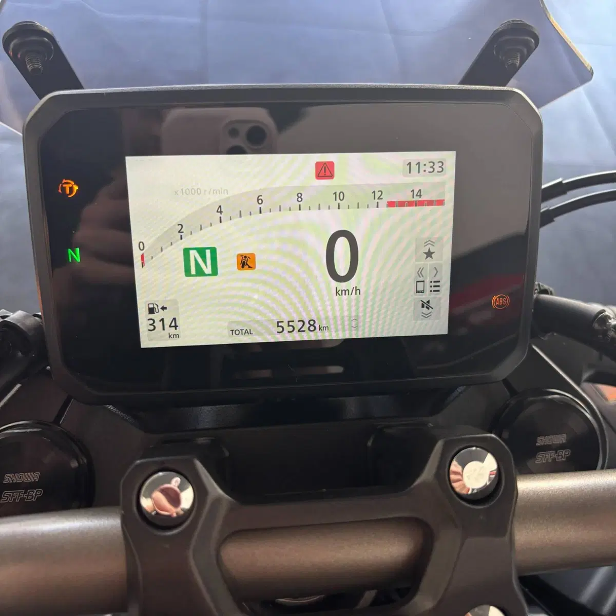 Honda CB 650 R (2024 - 25) (5)