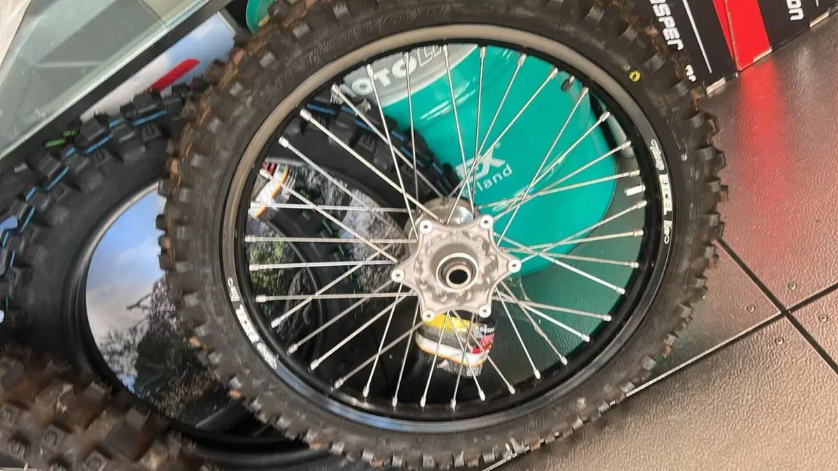 COPIA RUOTE ORIGINALI NUOVE Ktm (2)