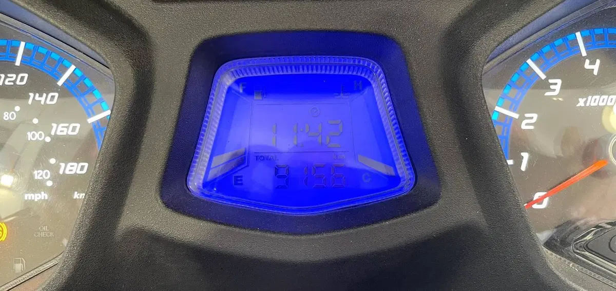 Sym Joymax 300 Z+ (2021 - 24) (4)
