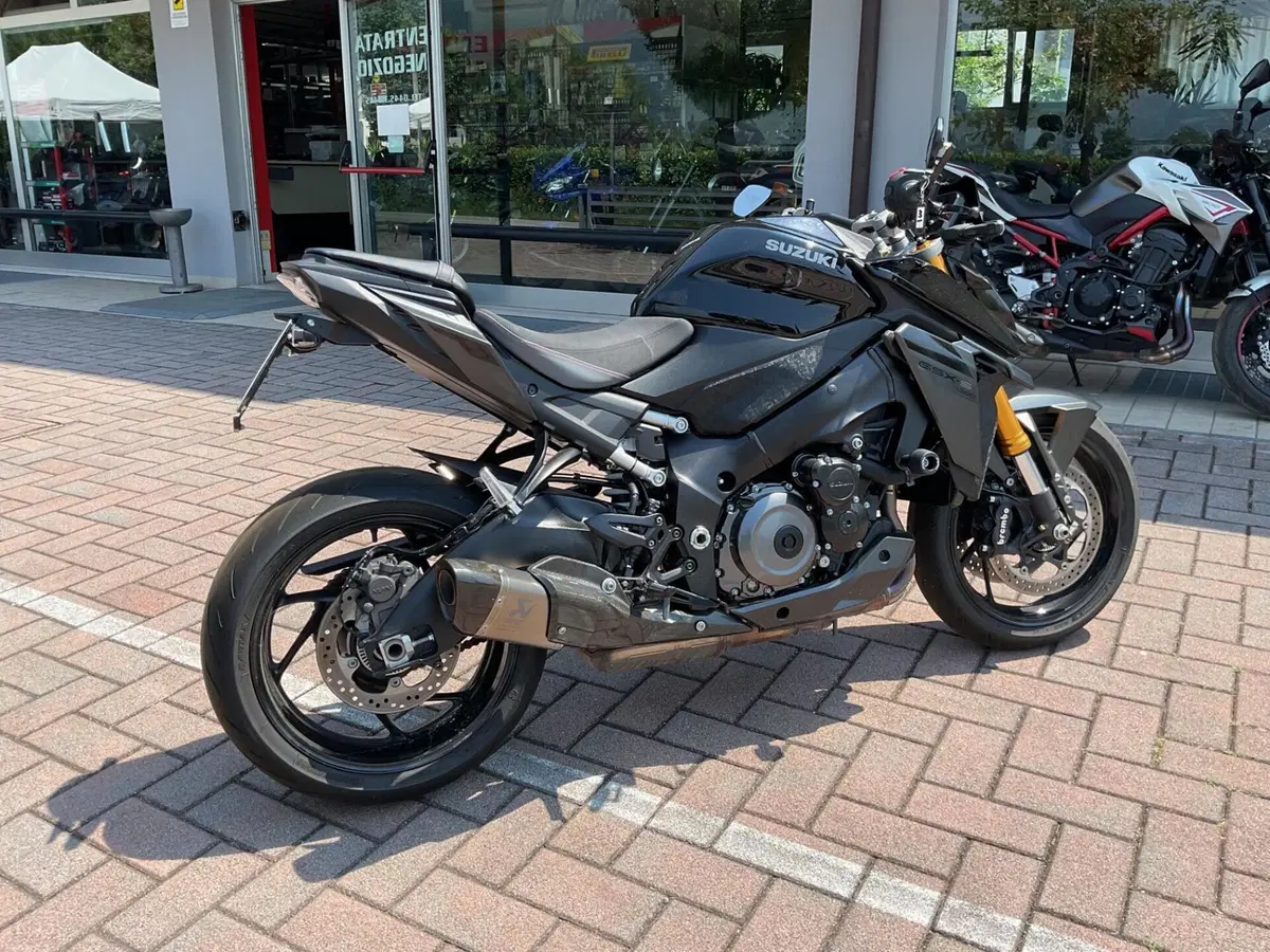 Suzuki GSX-S1000 EVO (2025 - 26) (5)