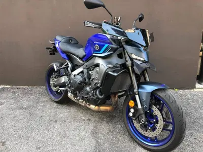 Yamaha MT-09 Y-AMT (2024 - 26) usata