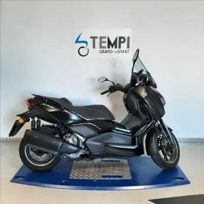 Yamaha X-Max 300 Tech Max (2021 - 24) usata