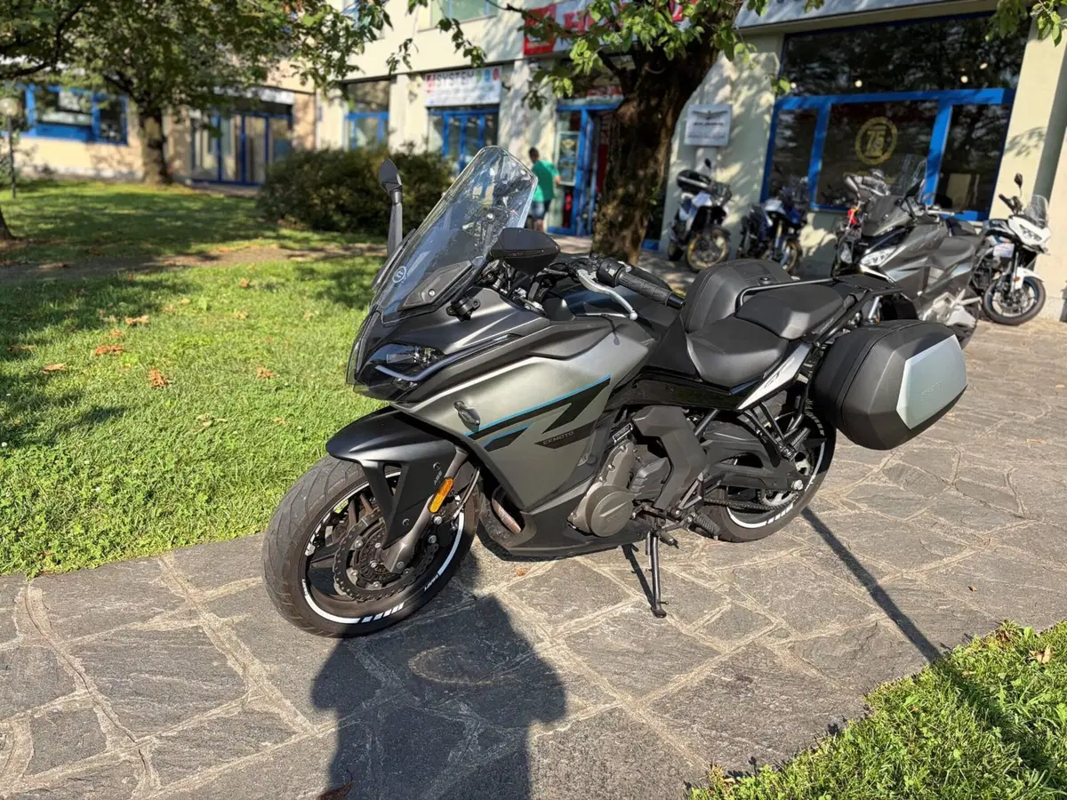 CFMOTO 650GT (2021 - 26) (2)