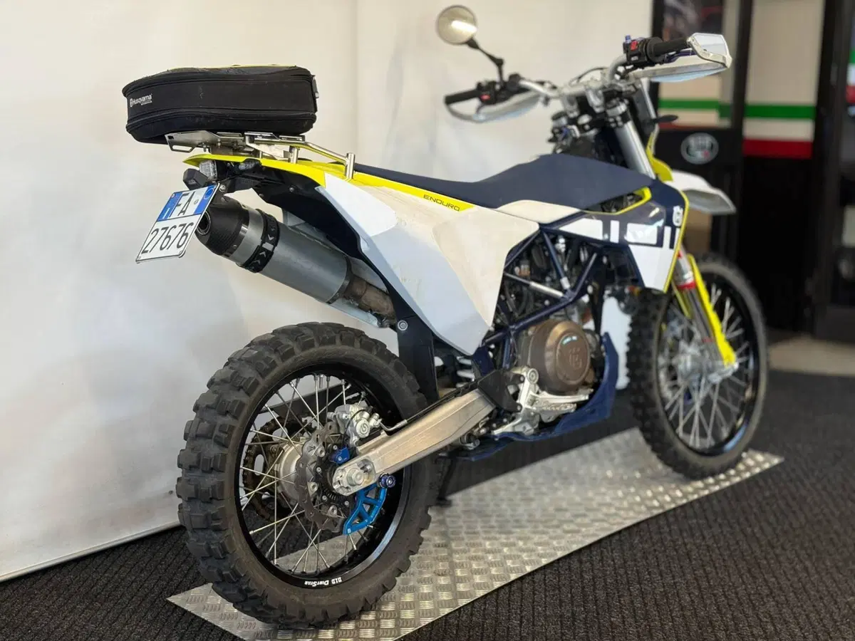 Husqvarna 701 Enduro (2023 - 25) (6)