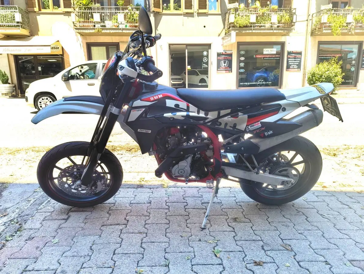 Swm SM 125 R (2017 - 20) (3)