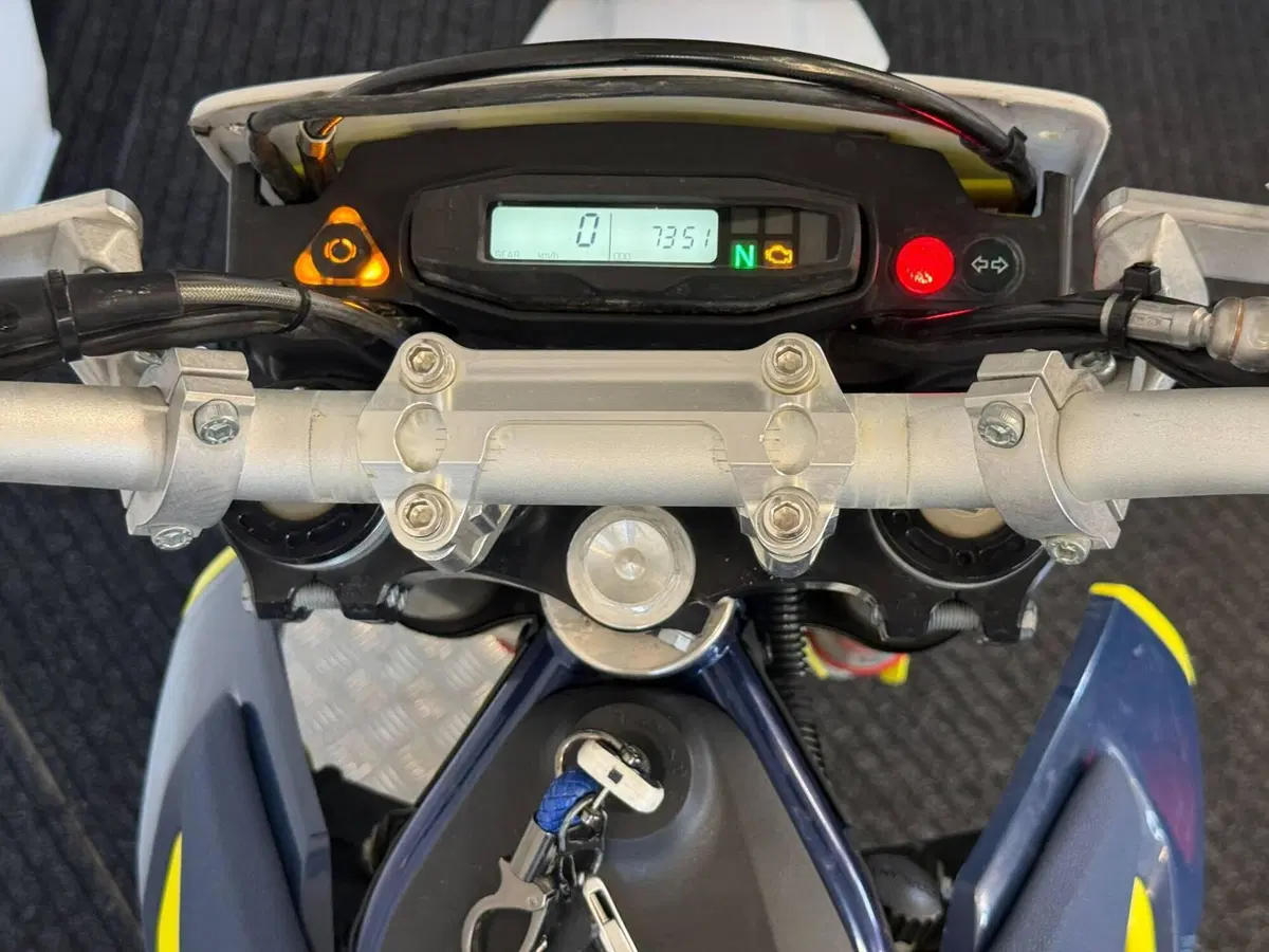 Husqvarna 701 Enduro (2023 - 25) (15)