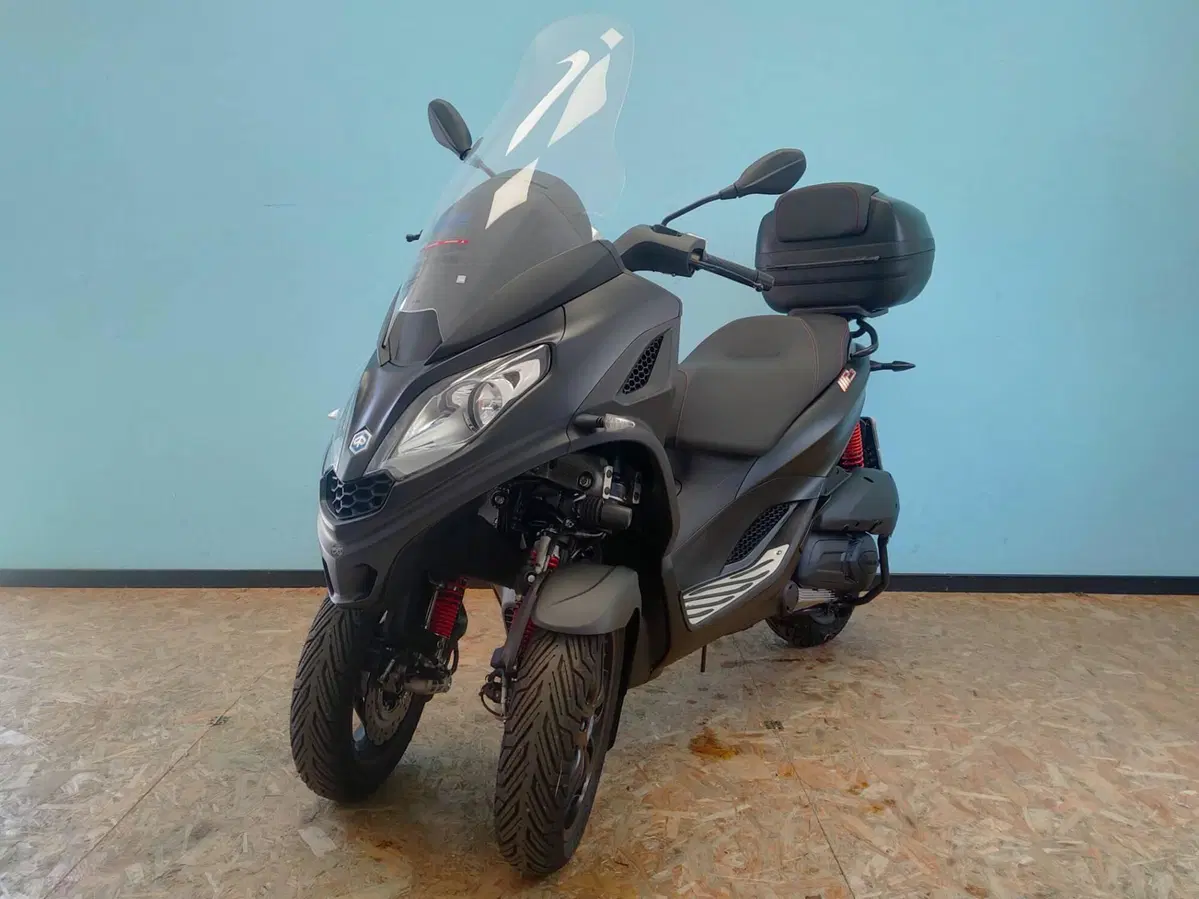 Piaggio MP3 300 ABS Hpe (2021 - 24) (3)