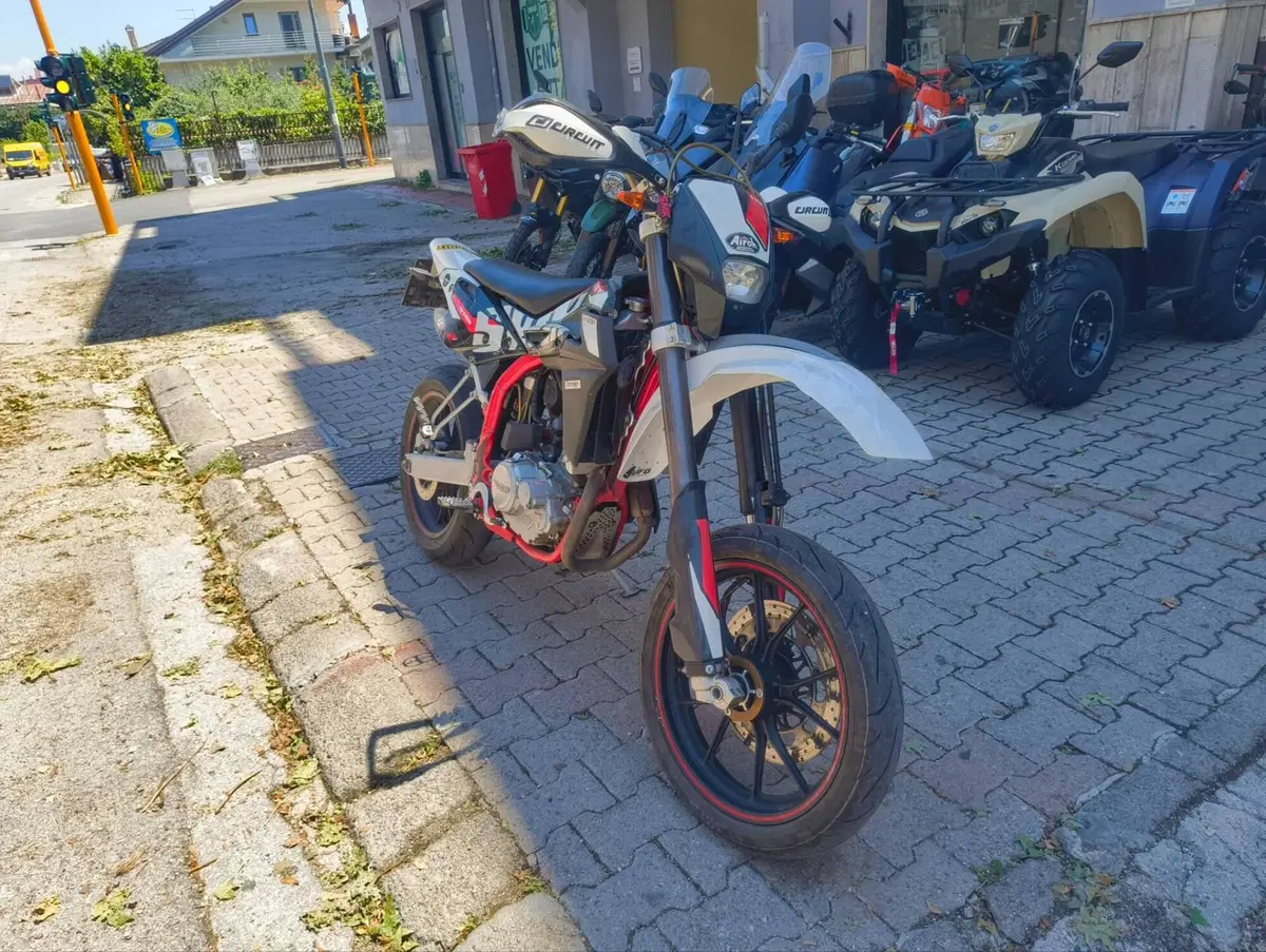 Swm SM 125 R (2017 - 20) (2)