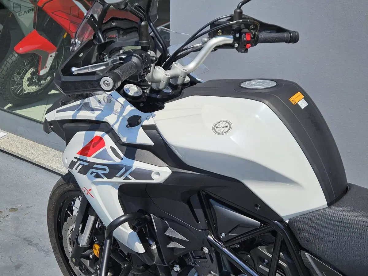 Benelli TRK 502X (2018 - 20) (6)