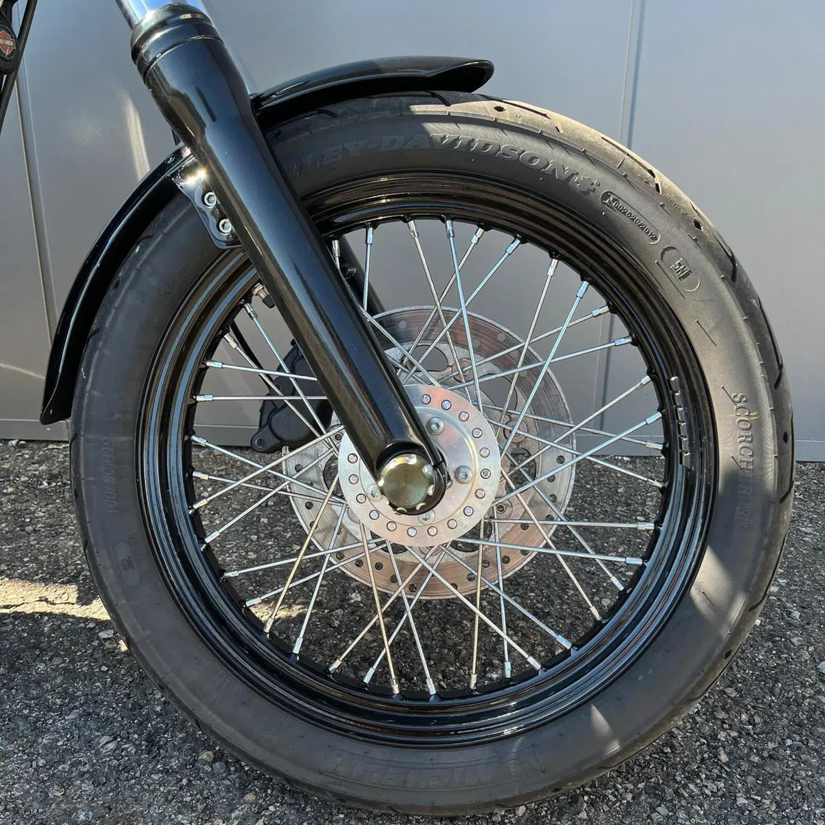 Harley-Davidson 1584 Street Bob (2008 - 15) - FXDB (2)