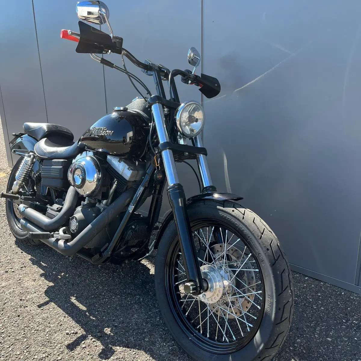 Harley-Davidson 1584 Street Bob (2008 - 15) - FXDB (3)