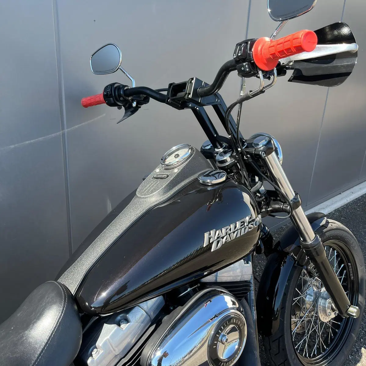 Harley-Davidson 1584 Street Bob (2008 - 15) - FXDB (11)