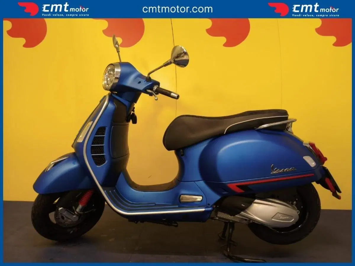 Vespa GTS 300 Super (2017 - 18) (5)