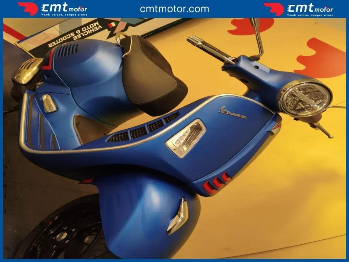 Vespa GTS 300 Super (2017 - 18) (6)