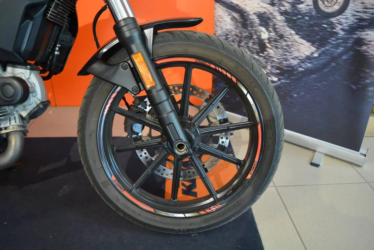 Ducati Scrambler 400 Sixty 2 (2016 - 21) (13)