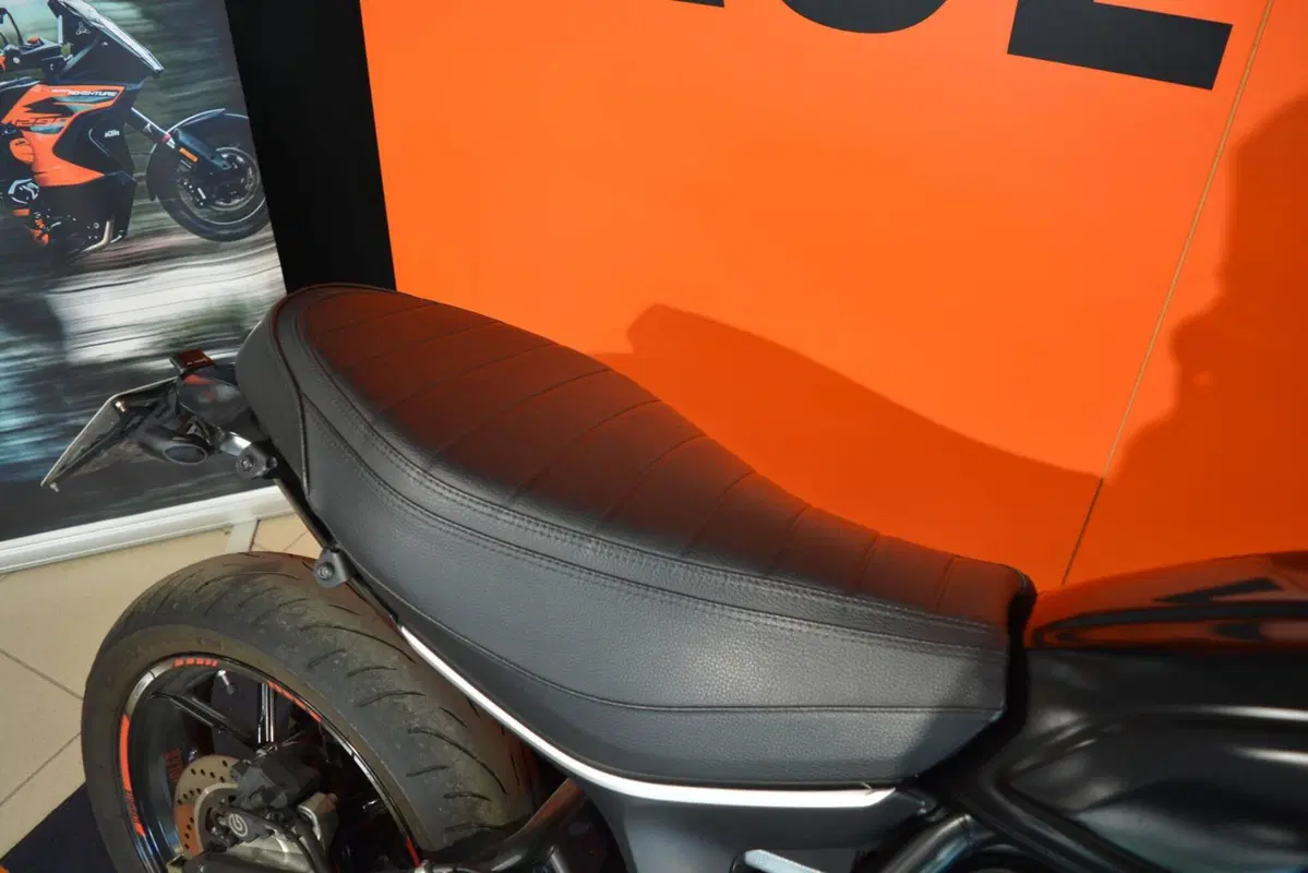 Ducati Scrambler 400 Sixty 2 (2016 - 21) (9)