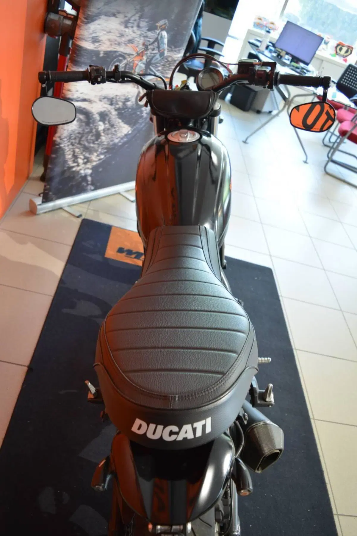 Ducati Scrambler 400 Sixty 2 (2016 - 21) (8)