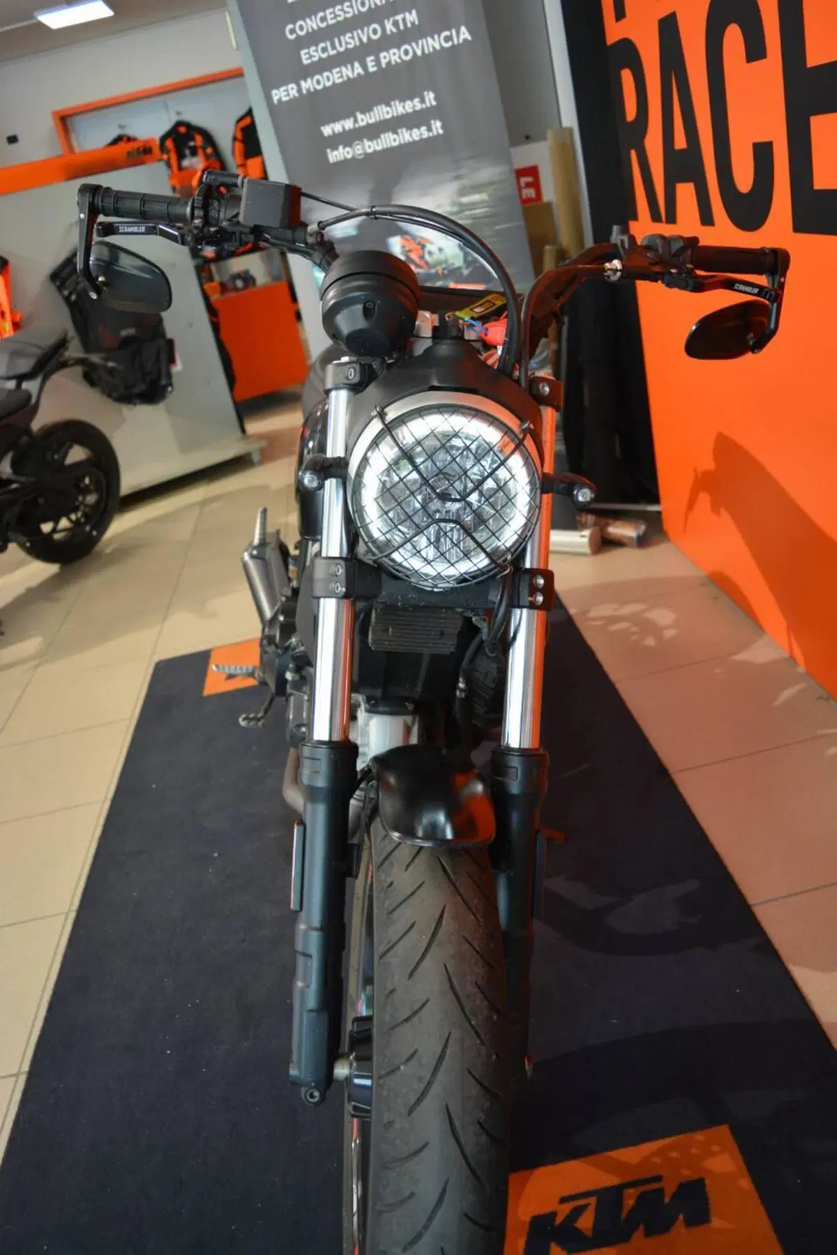 Ducati Scrambler 400 Sixty 2 (2016 - 21) (7)