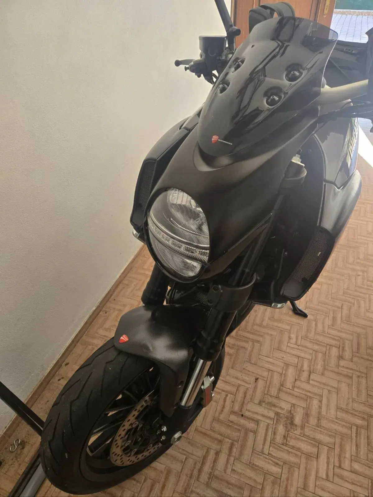 Ducati Diavel 1200 Carbon (2010 - 13) (8)