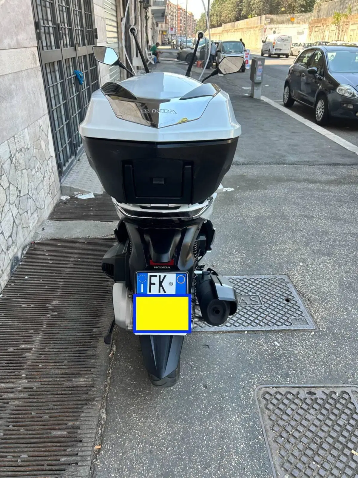 Honda SH 350 (2021 - 24) (6)