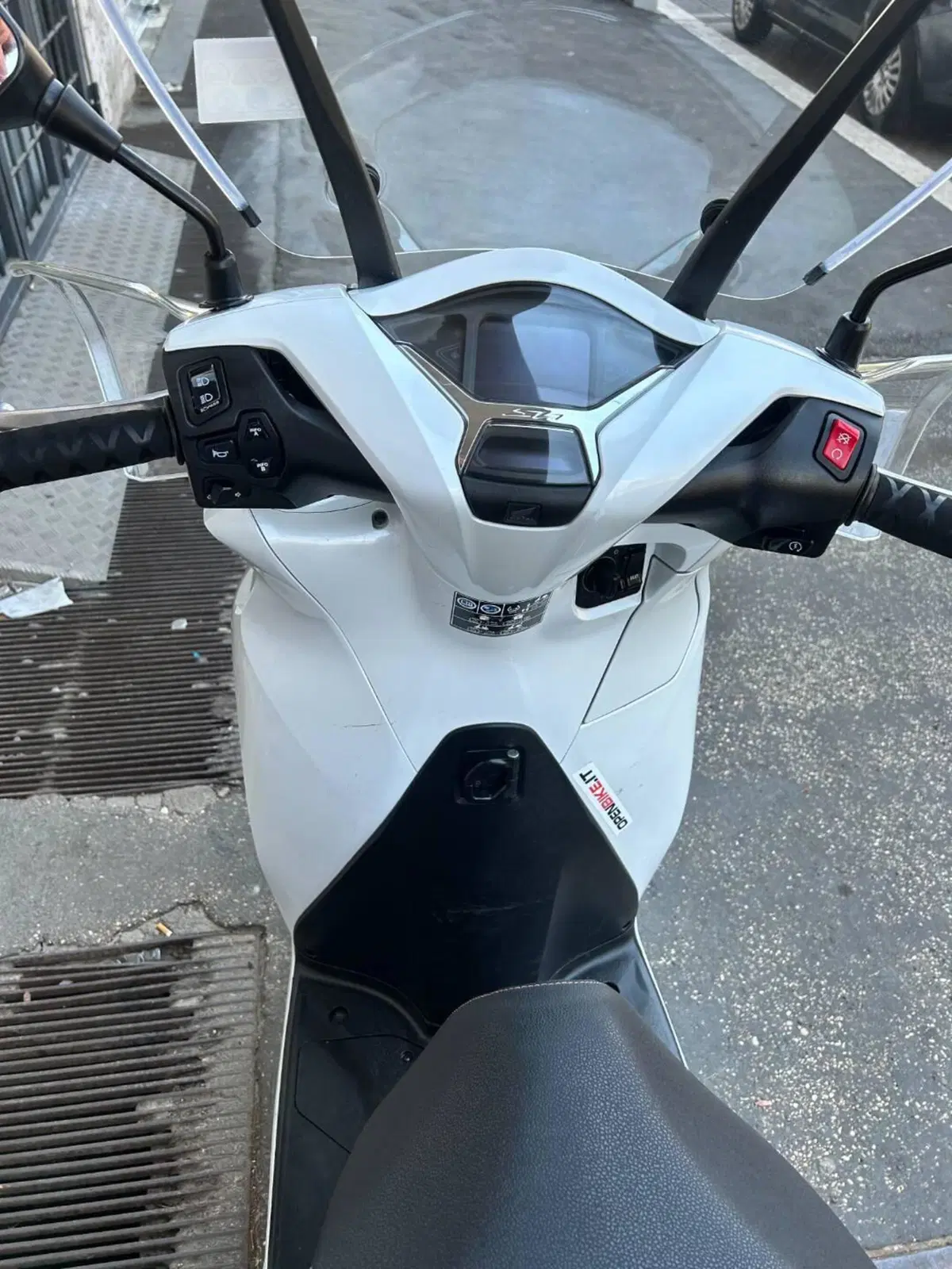 Honda SH 350 (2021 - 24) (8)