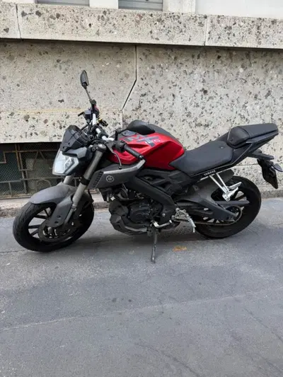 Yamaha MT-125 (2014 - 16) usata