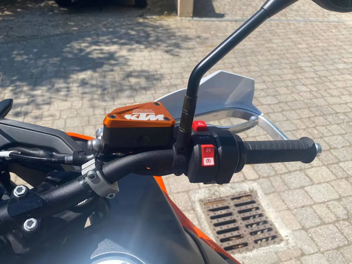 KTM 890 Adventure (2023 - 26) (4)