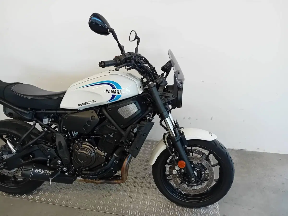 Yamaha XSR 700 (2022 - 26) (7)