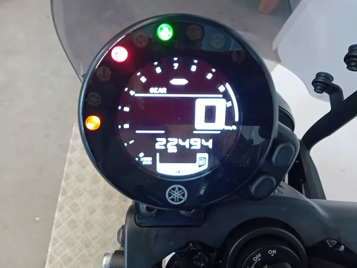 Yamaha XSR 700 (2022 - 26) (3)