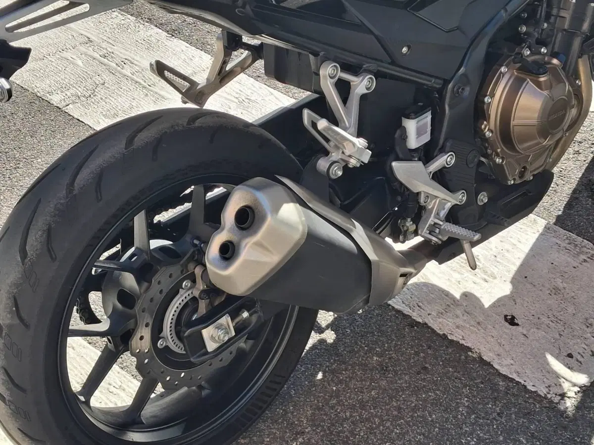 Honda CB 500 F (2022 - 23) (11)