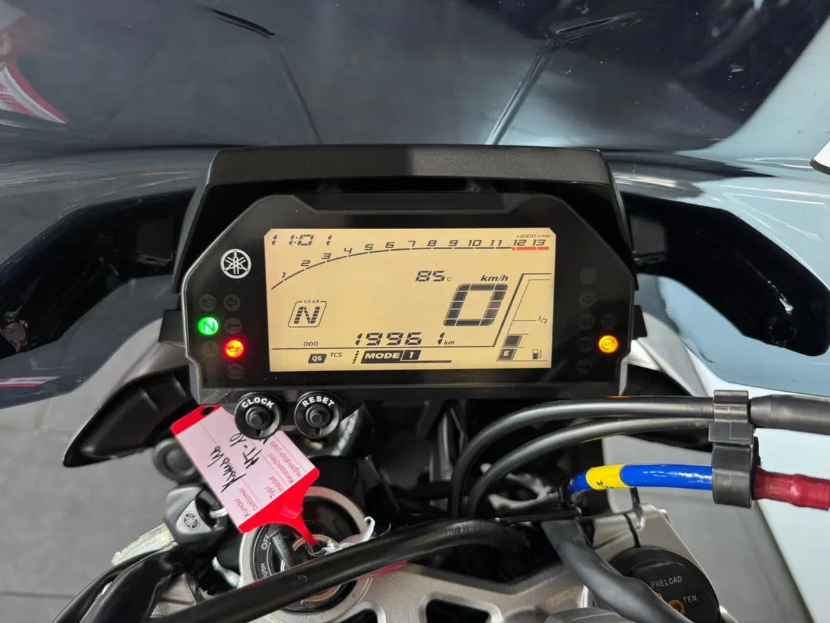Yamaha MT-10 (2017 - 20) (7)