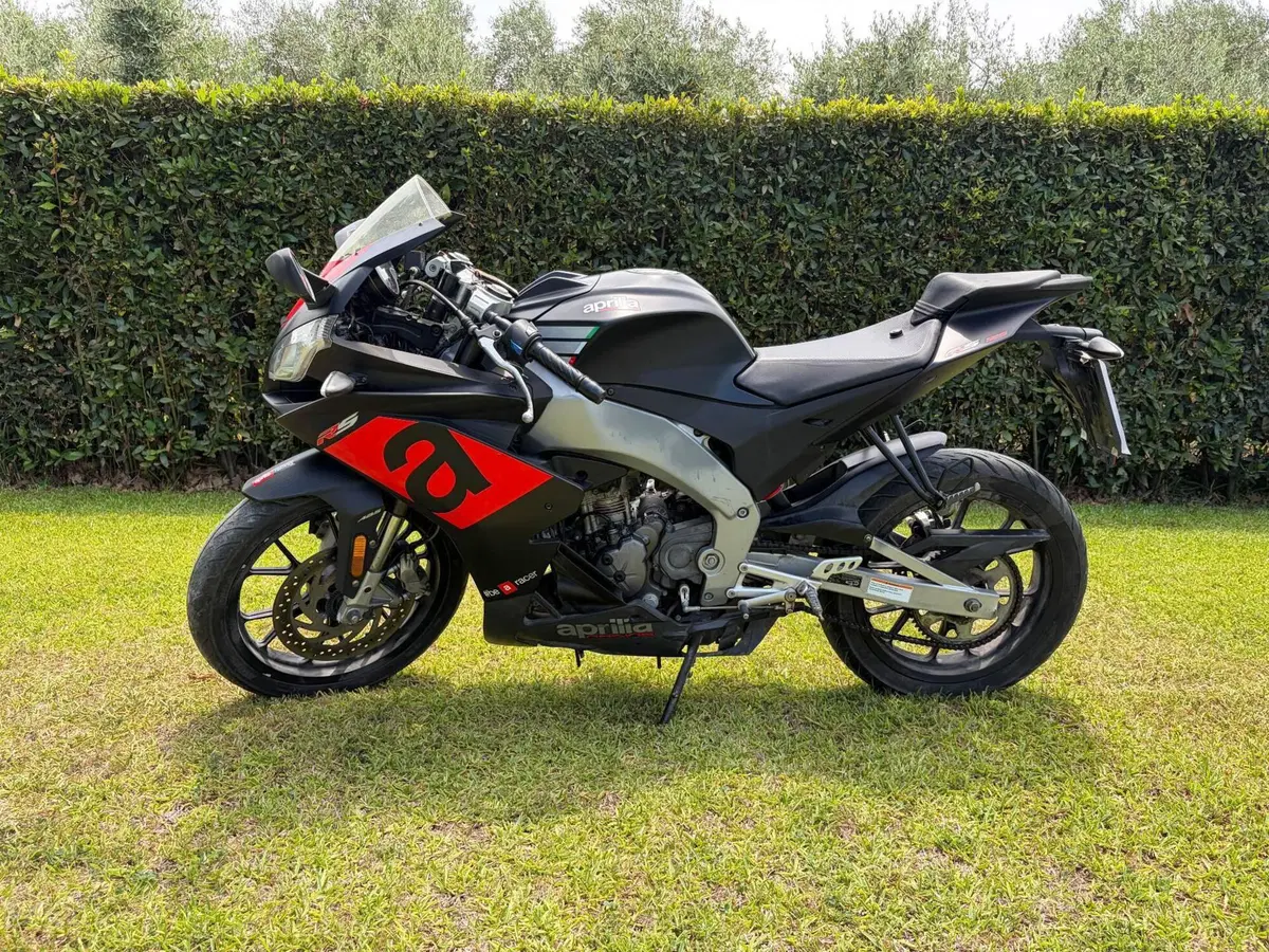 Aprilia RS 125 (2017 - 20) (2)
