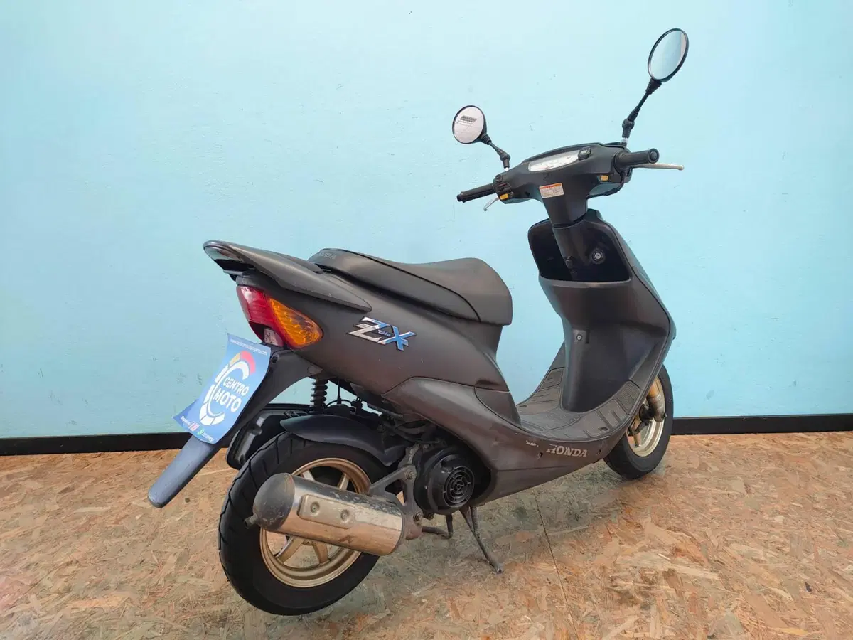 Honda Dio ZX 50 2T (5)