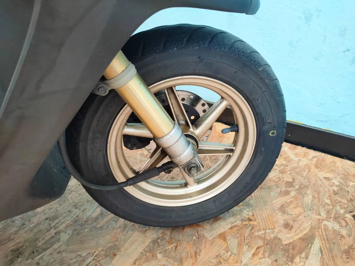 Honda Dio ZX 50 2T (7)