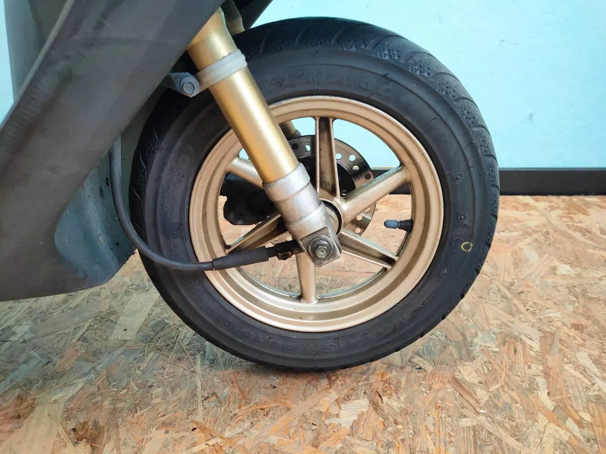Honda Dio ZX 50 2T (8)