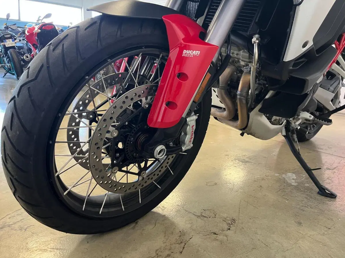 Ducati Multistrada V4 S (2021 - 24) (3)