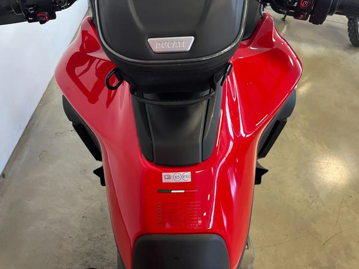 Ducati Multistrada V4 S (2021 - 24) (11)