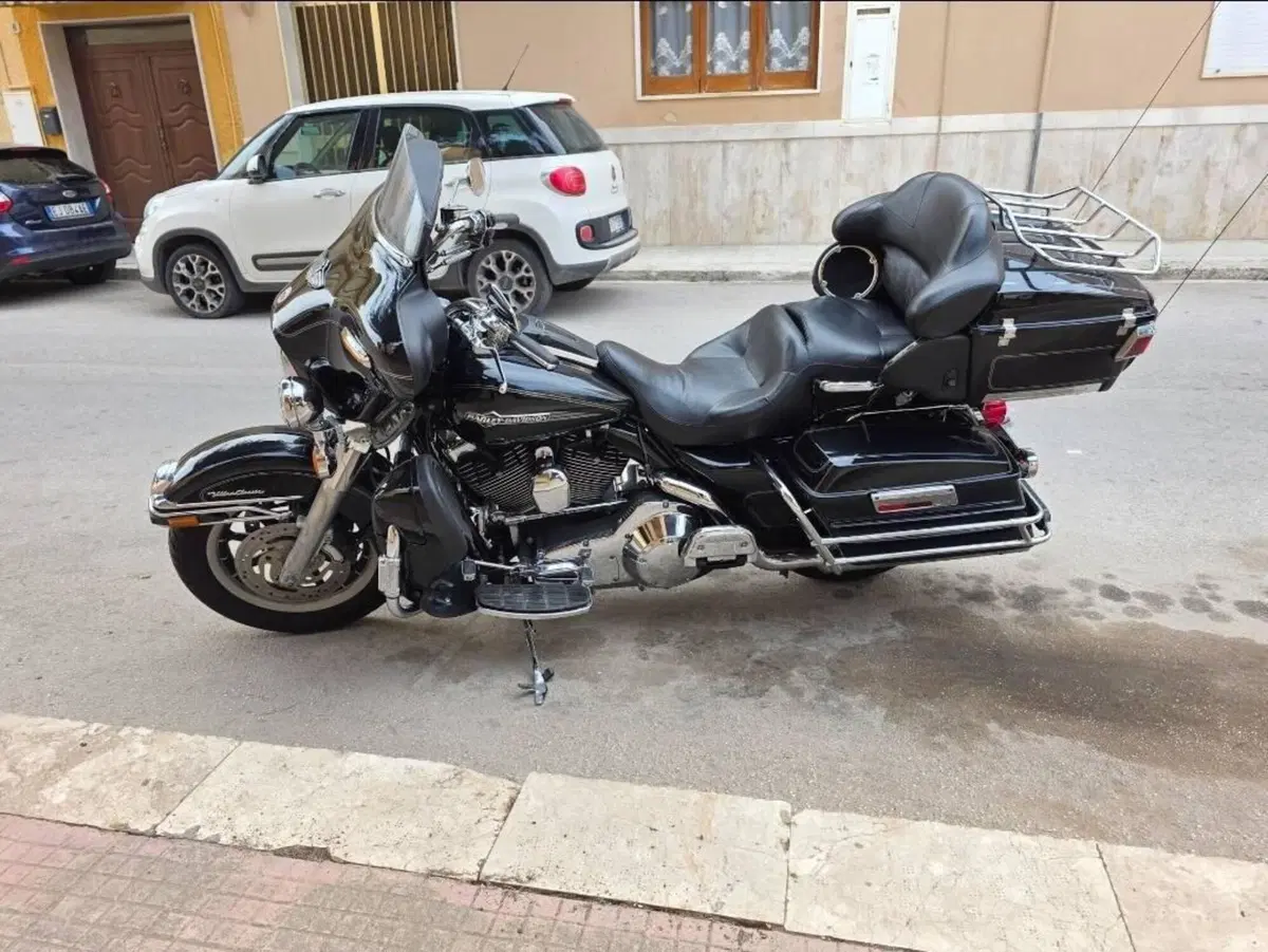 Harley-Davidson 1450 Electra Glide Ultra Classic (2003 - 05) - FLHTCUI (3)