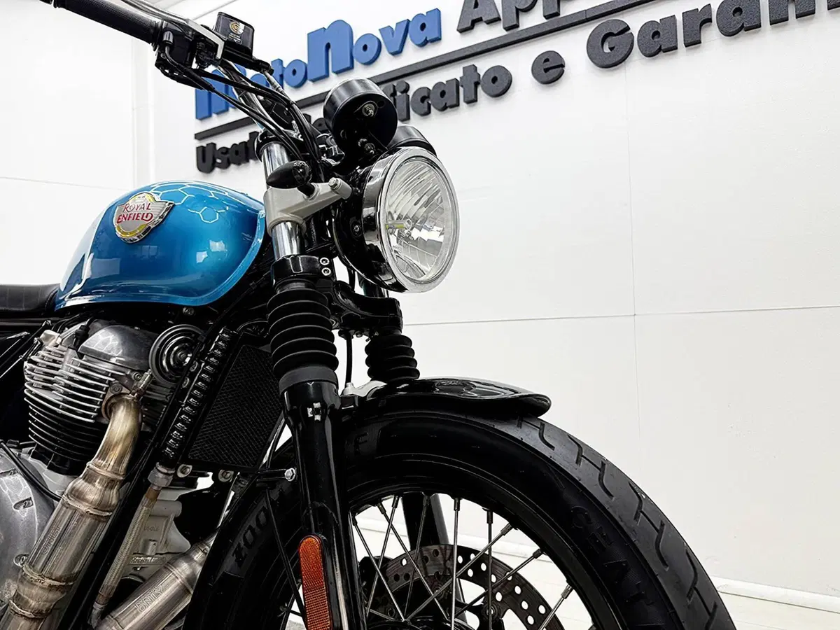 Royal Enfield Interceptor 650 (2021 - 26) (10)