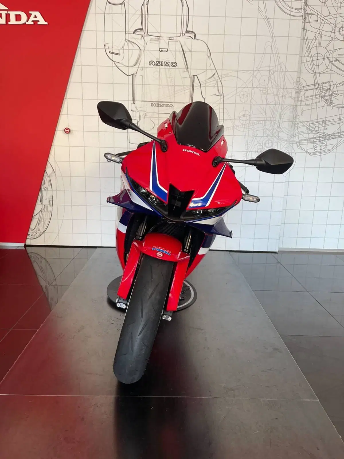 Honda CBR 600 RR (2024 - 26) (4)