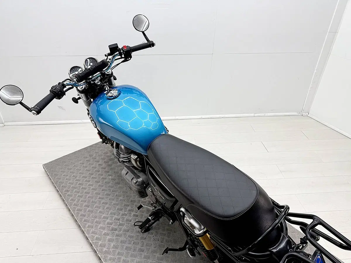 Royal Enfield Interceptor 650 (2021 - 26) (15)