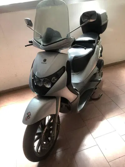 Piaggio Beverly 250 (2004 - 05) usata