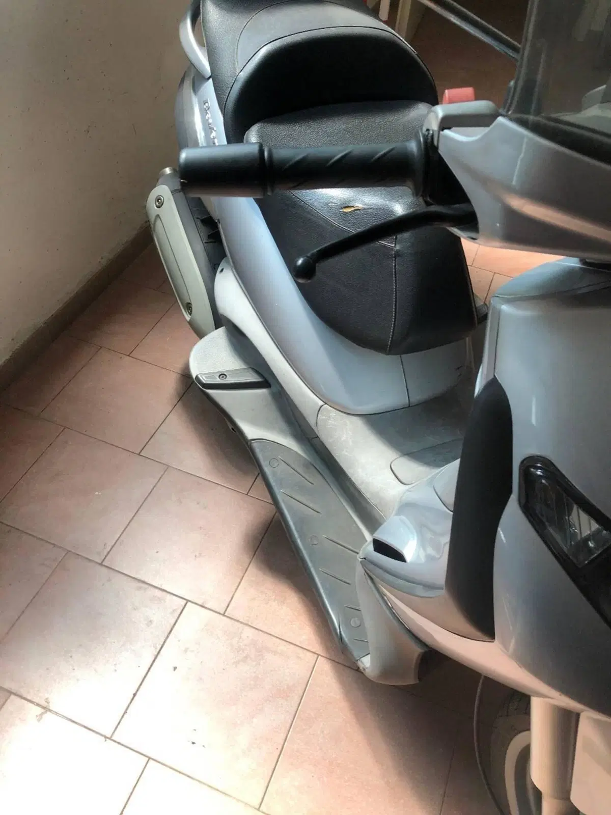 Piaggio Beverly 250 (2004 - 05) (2)