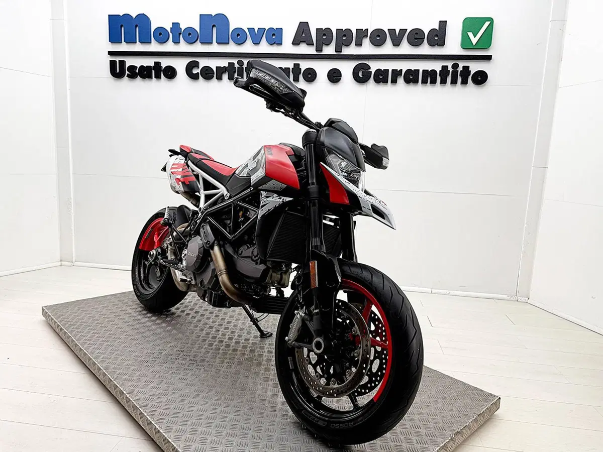 Ducati Hypermotard 950 RVE (2022 - 25) (5)
