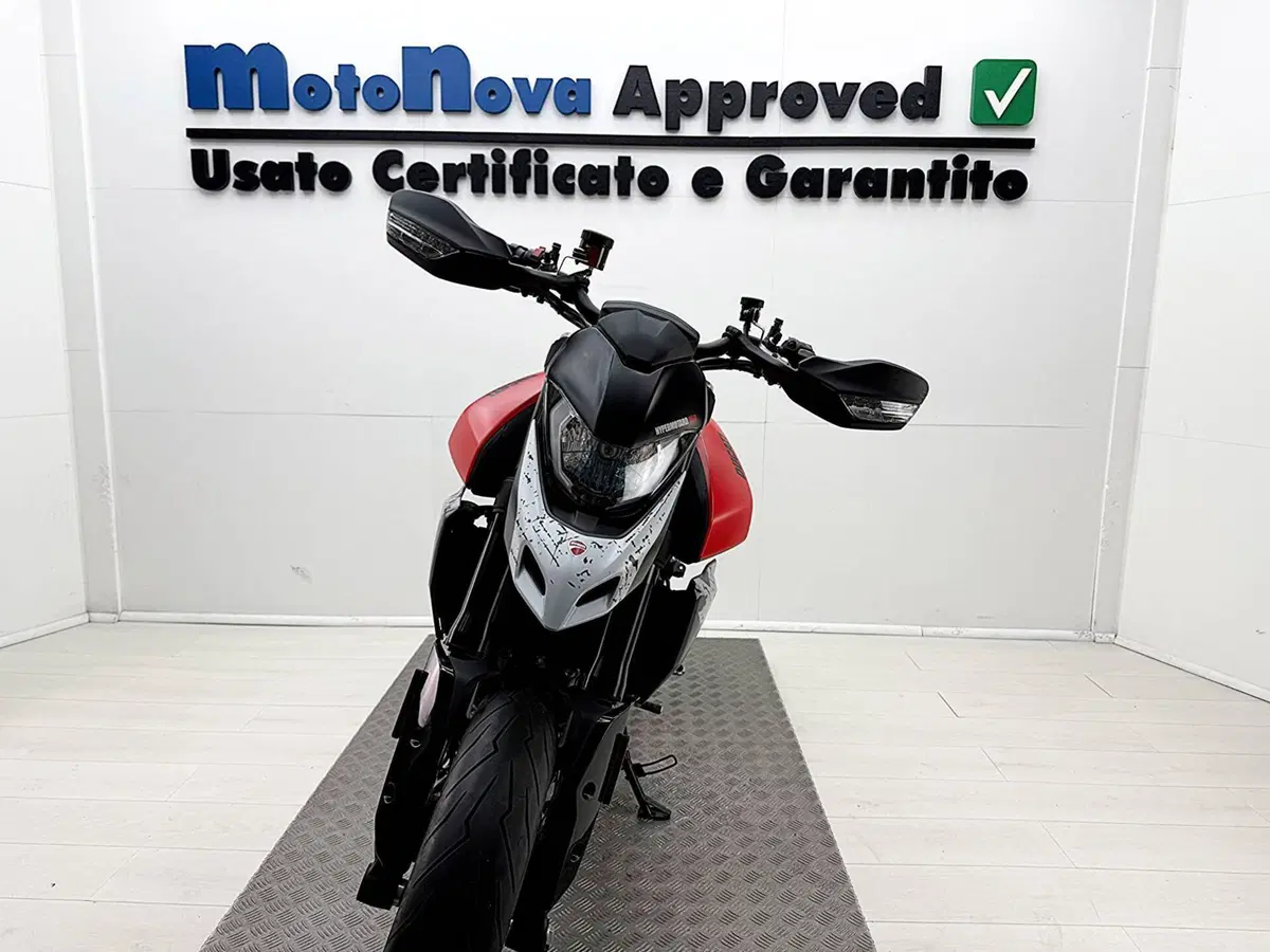 Ducati Hypermotard 950 RVE (2022 - 25) (4)